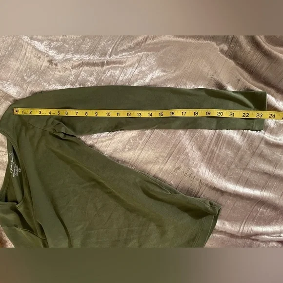 H&M Long Sleeve Ribbed T-Shirt Olive Green Size Small - Picture 11 of 11